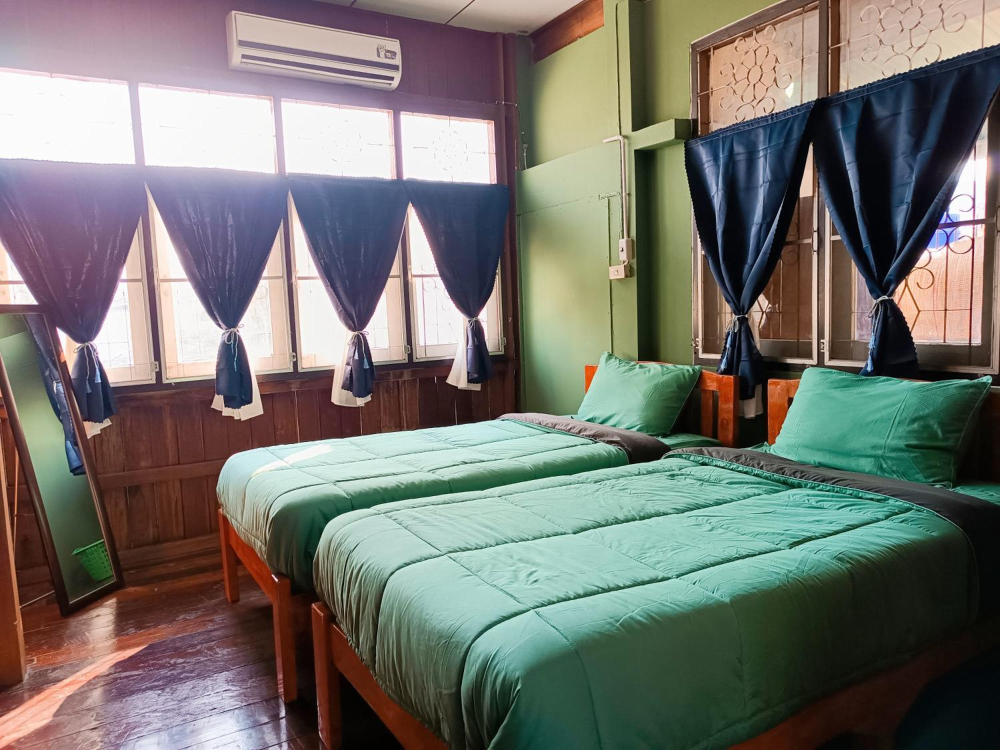 Pai Baan Homestay ปายบ้าน โฮมสเตย์ ถนนคนเดินปาย Zewnętrze zdjęcie