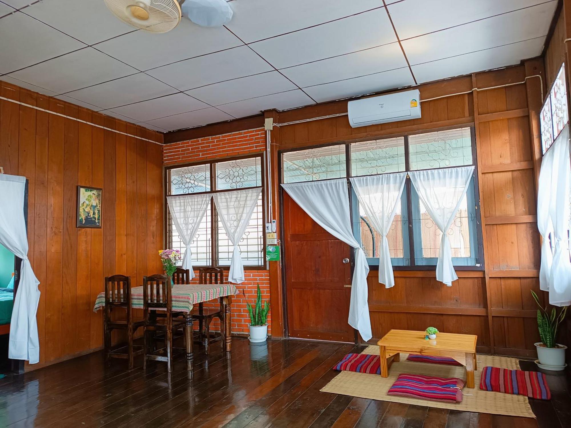 Pai Baan Homestay ปายบ้าน โฮมสเตย์ ถนนคนเดินปาย Zewnętrze zdjęcie