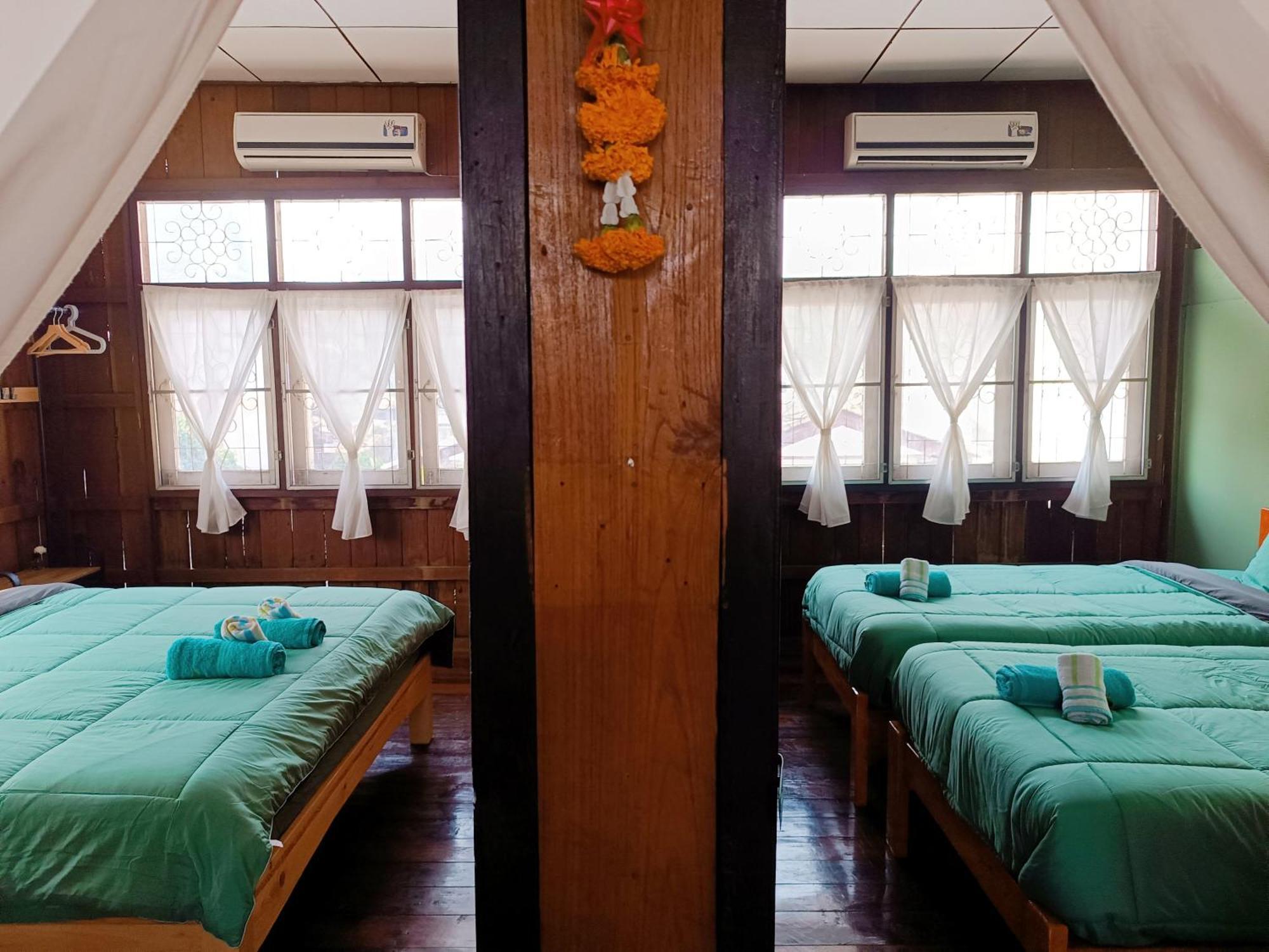 Pai Baan Homestay ปายบ้าน โฮมสเตย์ ถนนคนเดินปาย Zewnętrze zdjęcie