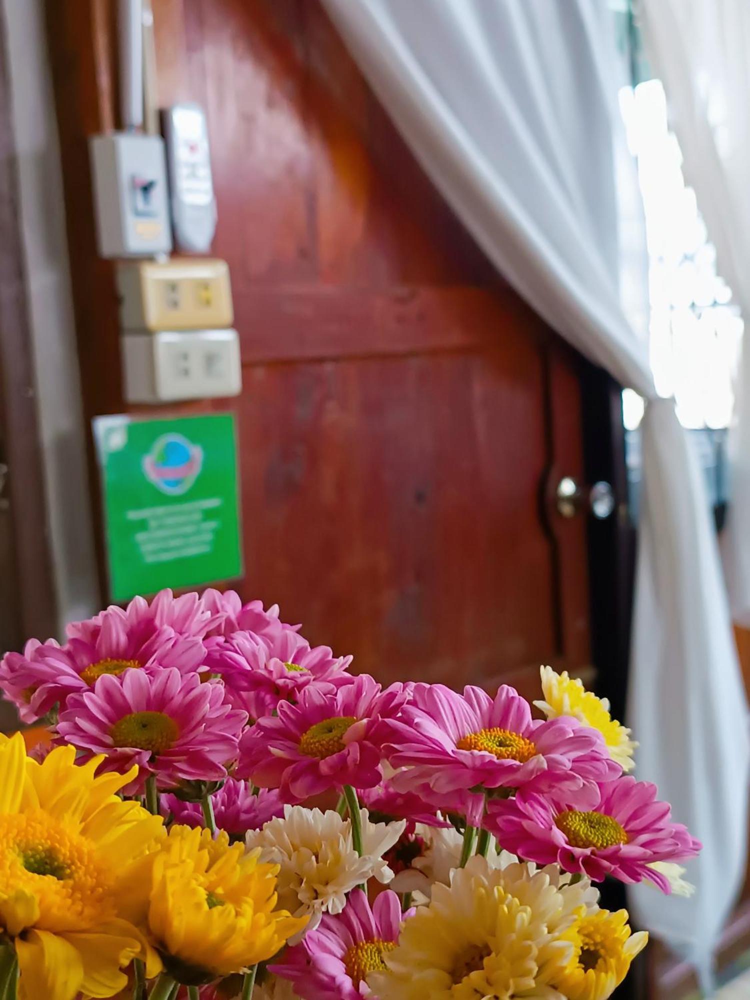 Pai Baan Homestay ปายบ้าน โฮมสเตย์ ถนนคนเดินปาย Zewnętrze zdjęcie